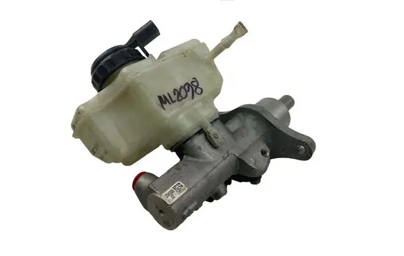 Skoda Yeti (5L) Master brake cylinder 1K1611301D