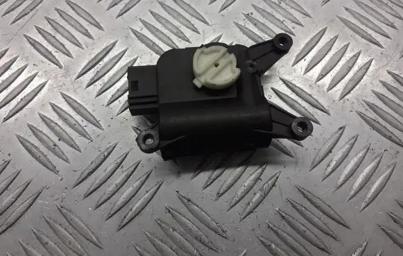 Audi A6 Allroad C6 A/C air flow flap actuator/motor 