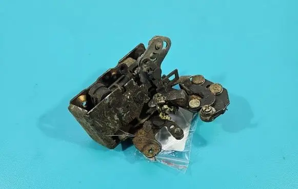 Jeep Cherokee XJ Rear door lock IMPRK1528974