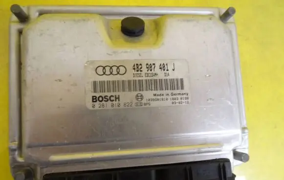 Audi A6 S6 C5 4B Engine control unit/module 4B2907401J 0281010822