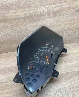 Ford Focus Speedometer (instrument cluster) 98AP10841AD RHD
