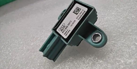 Audi A4 S4 B8 8K Airbag deployment crash/impact sensor 8K0955557C