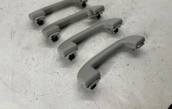 Nissan Rogue A set of handles for the ceiling 739403NK0A