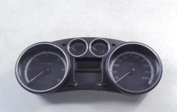 Peugeot 308 Speedometer (instrument cluster) 9665107480