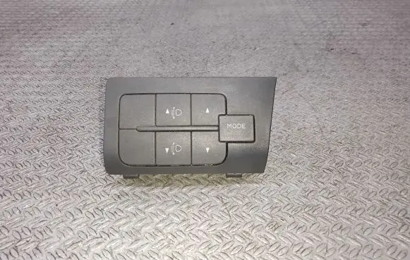 Fiat Ducato Headlight level height control switch 7354213530
