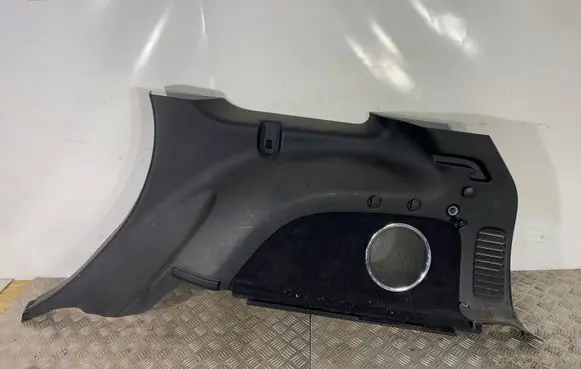 Jeep Grand Cherokee Trunk/boot lower side trim panel 