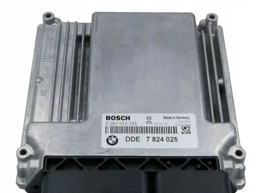 BMW 5 E60 E61 Engine control unit/module 7824025
