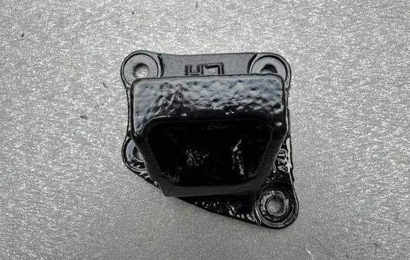 Nissan Patrol Y61 Sway bar bush bracket, front 54632VC700