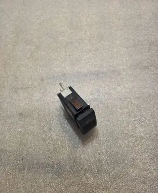 Fog light switch