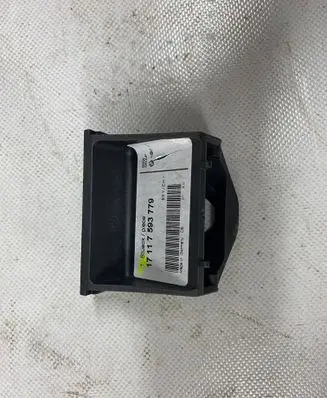 BMW X3 F25 Radiator mount bracket 7593779 17117593779