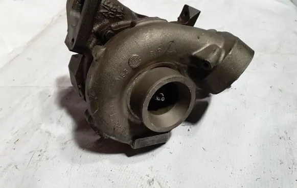 Mercedes-Benz C W203 Turbo A6110960799