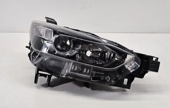 Mazda CX-3 Headlight/headlamp D10E51030