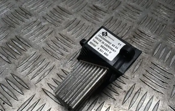 Subaru Forester SG Heater blower fan relay 6931680
