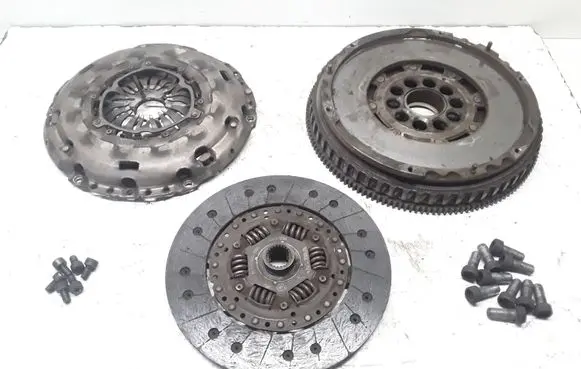 Volvo V70 Clutch set kit 30681234 4N517563GB 30681137