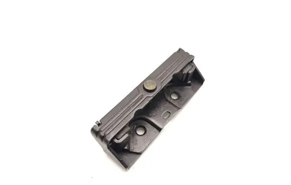 Land Rover Range Rover L322 Tailgate lock loop/hook striker 8408859