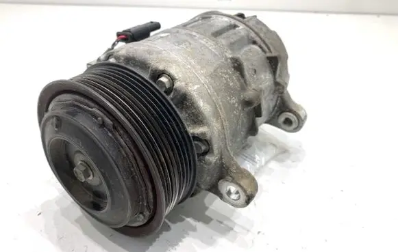 BMW 5 G30 G31 G38 Air conditioning (A/C) compressor (pump) 7948806