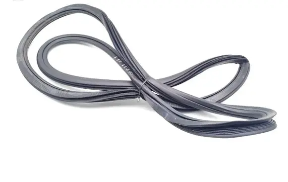 Audi A3 S3 8V Front door rubber seal 