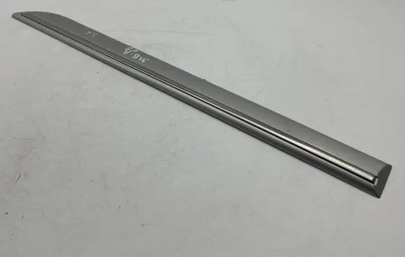 Mercedes-Benz A W169 Rear door trim (molding) A1696901362
