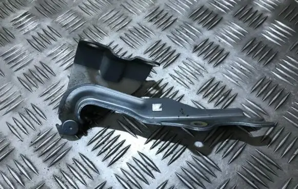 Mazda 2 Engine bonnet/hood hinges d6r