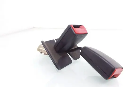 Audi A4 S4 B6 8E 8H Middle seatbelt buckle (rear) 8E0857797 8E085773901C