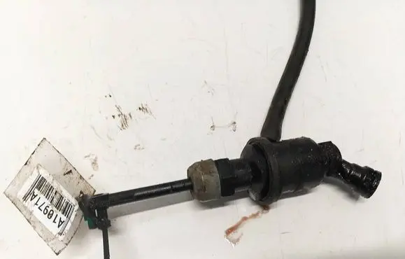 Nissan Micra Clutch master cylinder 1771310 30610