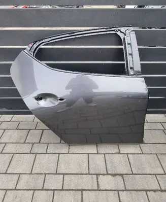Mazda 3 Rear door
