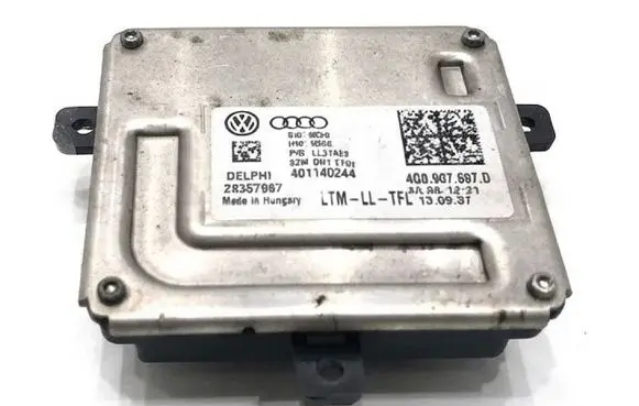 Audi A4 S4 B8 8K Voltage converter/converter module 4G0907697D