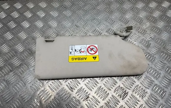 Mitsubishi Outlander Sun visor