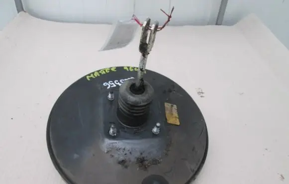 Renault Master II Brake booster