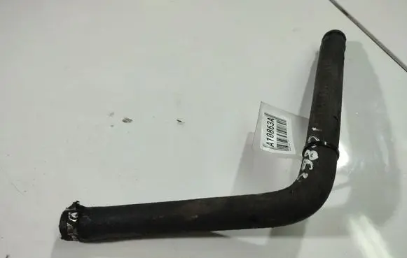 Volkswagen PASSAT B5 Engine coolant pipe/hose