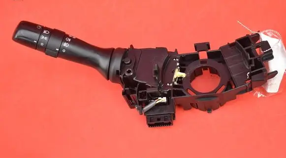 Toyota Avensis T270 Headlight wiper switch 17F373