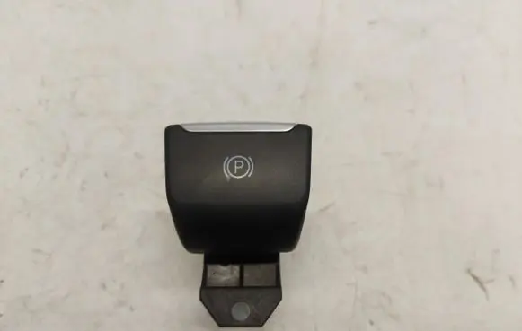 Fog light switch