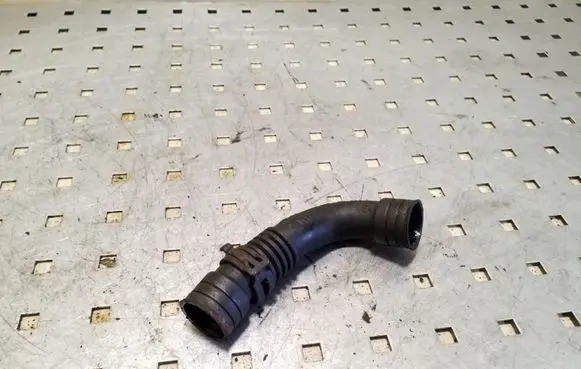 Volkswagen Transporter - Caravelle T5 Breather hose/pipe 038103493AM