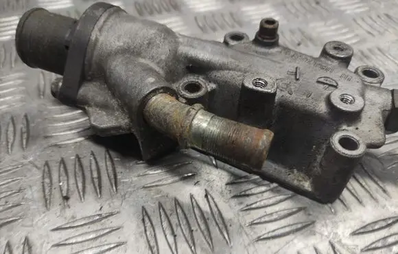 Peugeot 206 Engine coolant pipe/hose 9639913980
