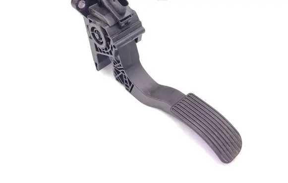 Mercedes-Benz Sprinter W907 W910 Accelerator throttle pedal 0280755358 A0998