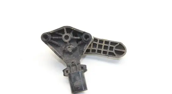 Peugeot 2008 II Air suspension front height level sensor 