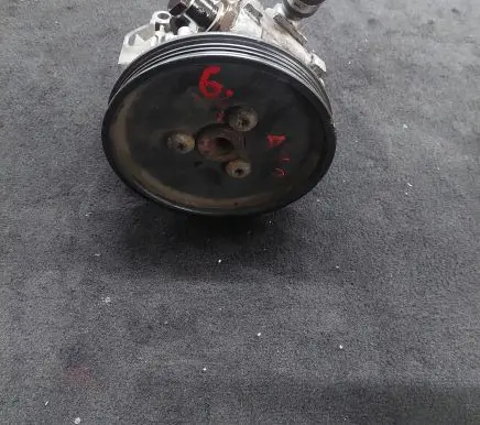 BMW 1 E81 E87 Power steering pump 6768155028 7692974546