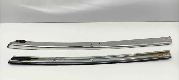 Mercedes-Benz SLC C107 Windshield trim 
