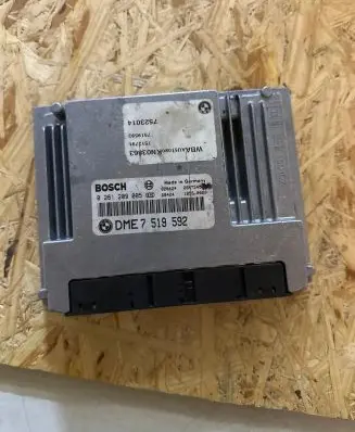 BMW 3 E46 Engine ECU kit and lock set 0261209005