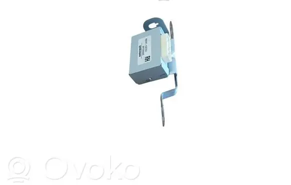 Toyota RAV 4 (XA50) Antenna control unit 8668142050 QF030665