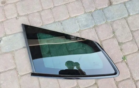 Opel Insignia B Sliding door window/glass 