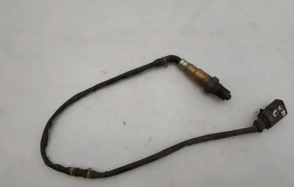 Skoda Superb B6 (3T) Lambda probe sensor 06F906262AE