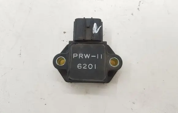 Mazda Xedos 6 Ignition amplifier control unit PRQ116201