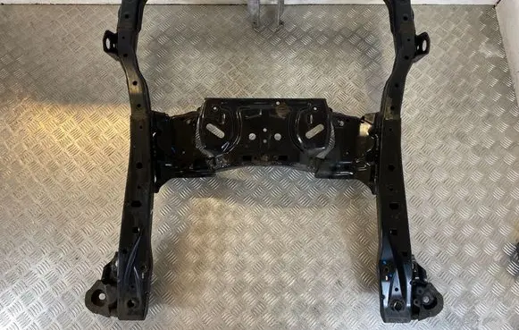 Subaru Outback (BS) Front subframe