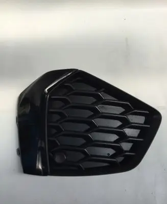 Audi A3 8Y Front bumper lower grill 8Y0807681B