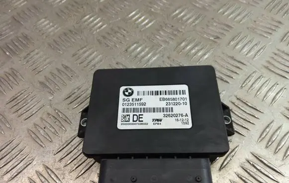 BMW X3 F25 Hand brake control module 6858017