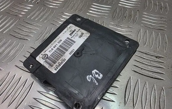 Volkswagen PASSAT B6 Headlight ballast module Xenon 7L6941329 89390030