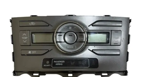 Toyota Auris 150 Climate control unit 5590002220B