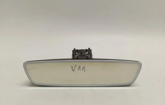 Rear view mirror (interior)