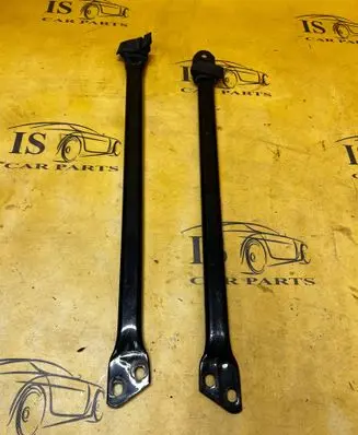 Land Rover Discovery 5 Front strut bar GGK5A